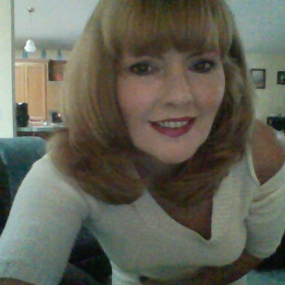 Meet your Posher, Stella